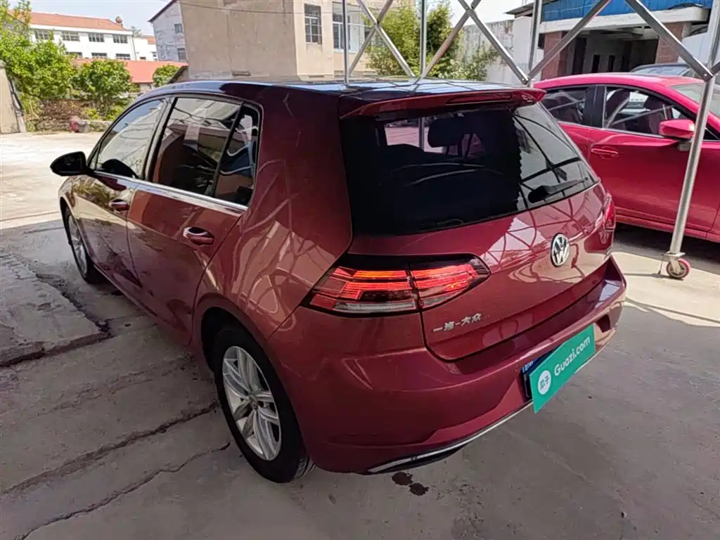 Volkswagen Golf 2018 230TSI Automatic Comfort фото 5