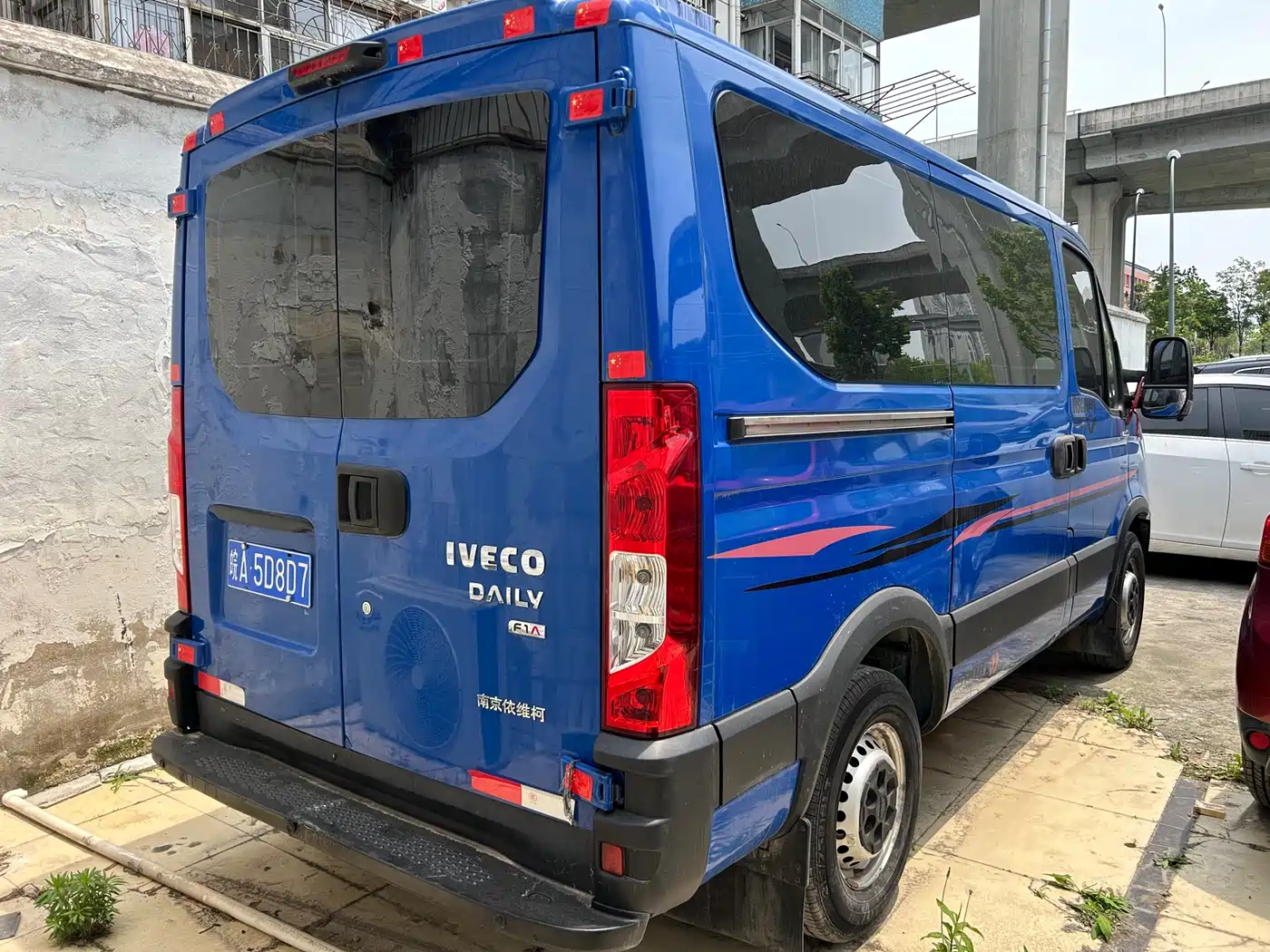 IVECO OU SHENG