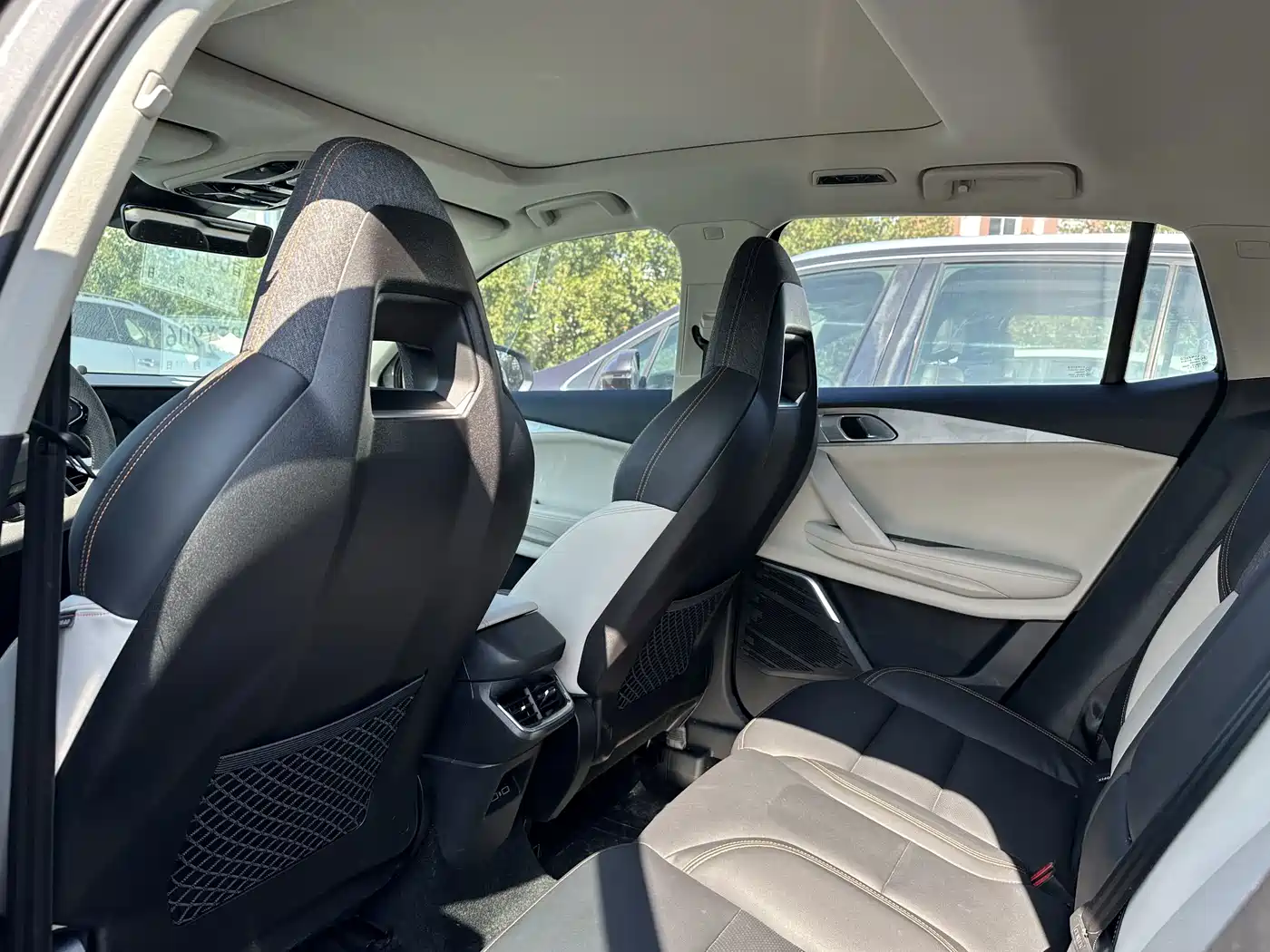Lynk & Co 06 EM-P 2022 2022 PHEV 84KM Range Pro