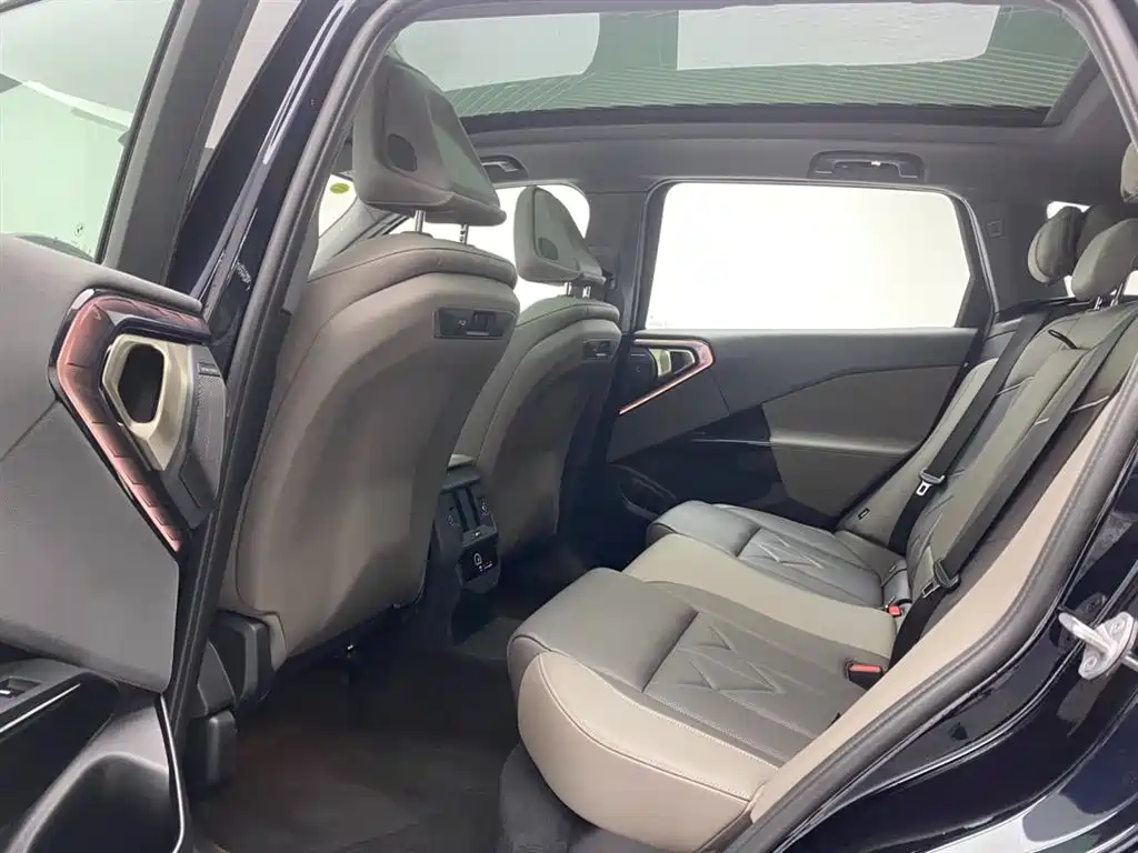 BMW X3 2025 xDrive30L Premium Model M Sport Black Package фото 24