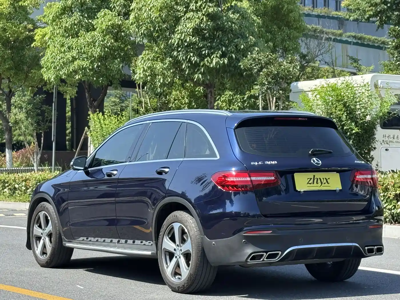 Mercedes-Benz GLC 2016 GLC 300 4MATIC Dynamic фото 5
