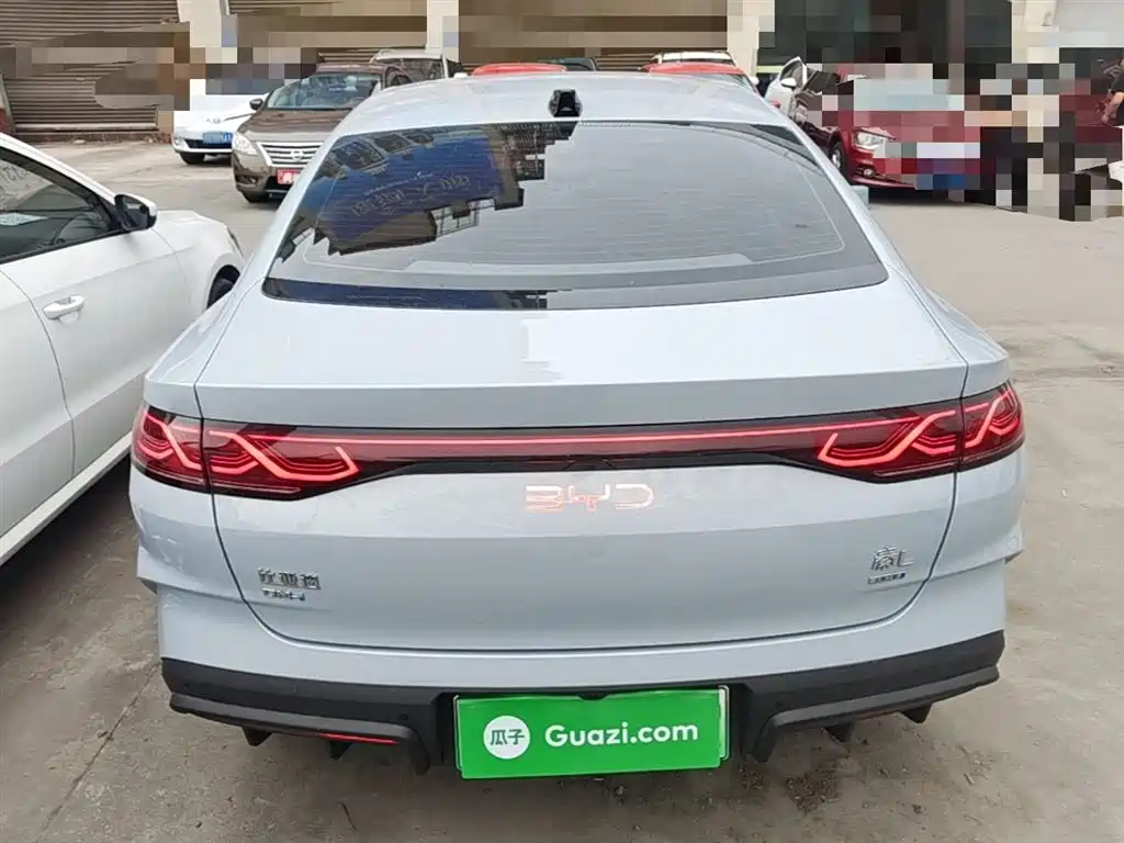 BYD Qin L 2025 DM-i Smart Drive Edition 80KM Leading фото 6