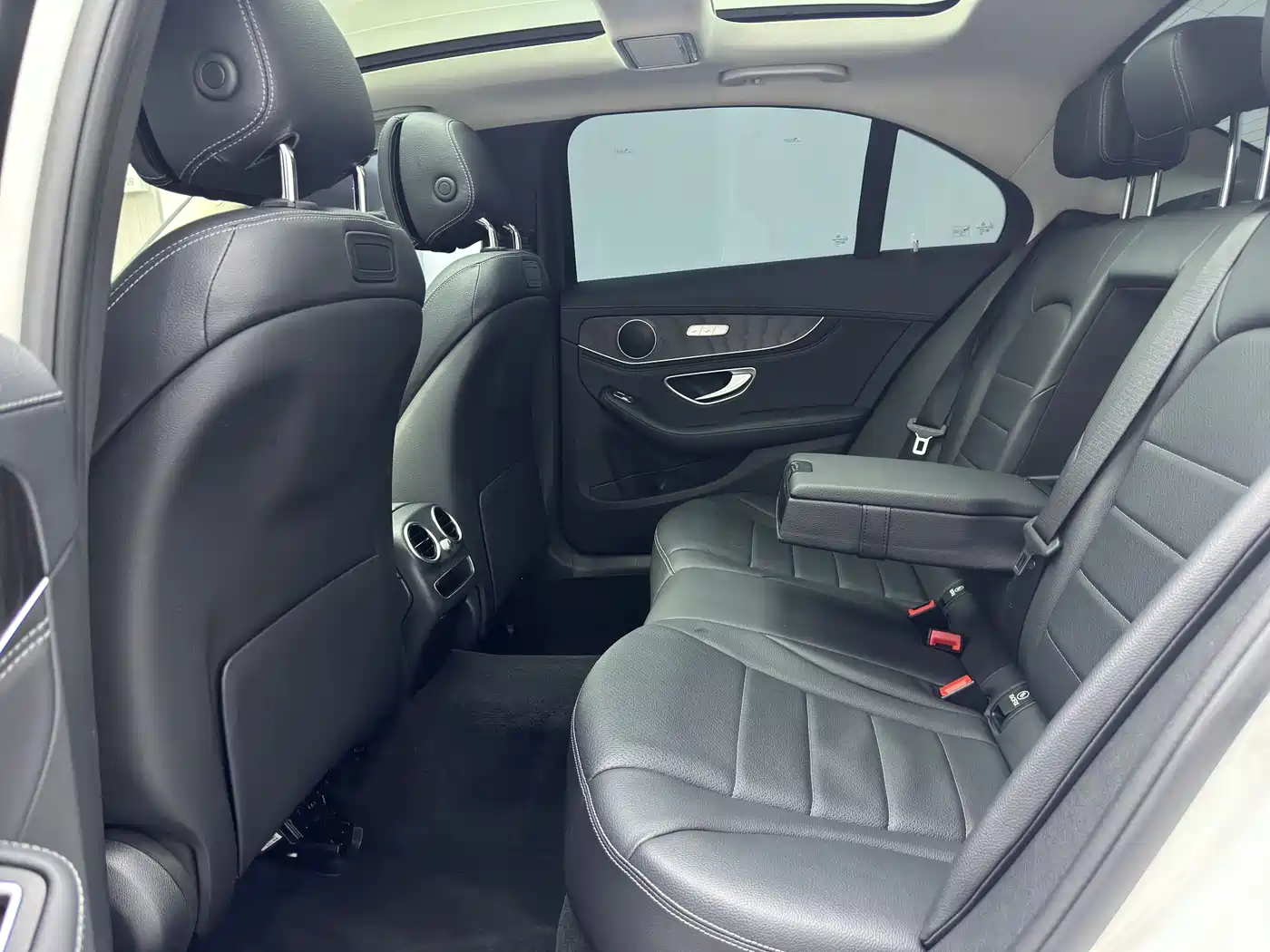Mercedes-Benz C-Class 2020 Facelift C 260 L Sport фото 11