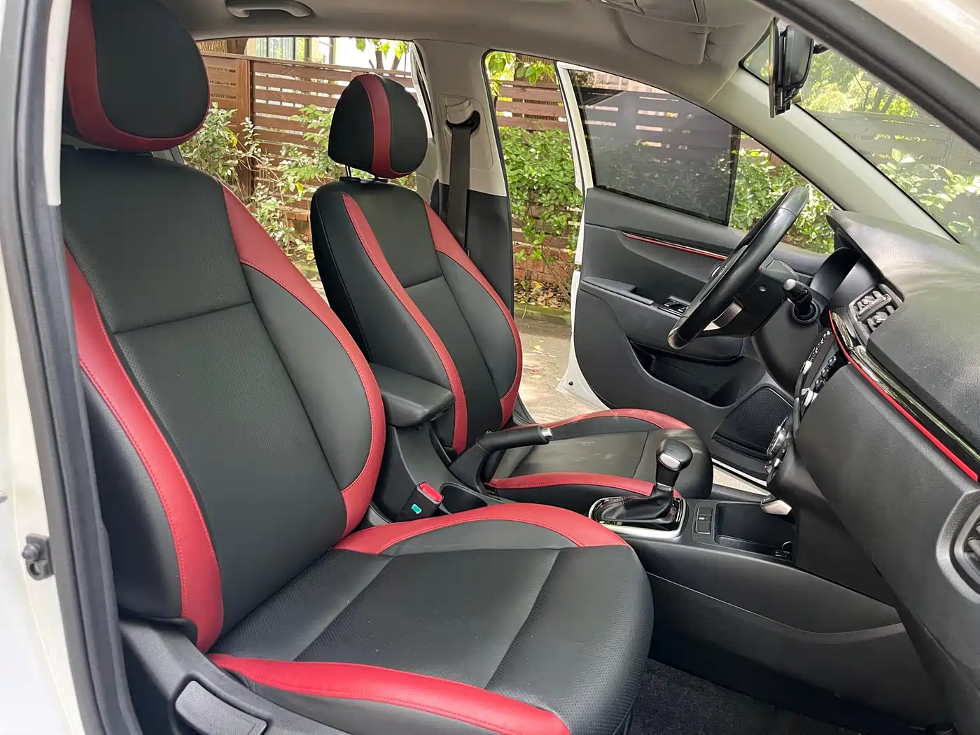 Kia KX CROSS 2019 1.6L Automatic Smart Sunroof Edition China VI фото 17