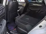 Photo 11 - Changan CS85