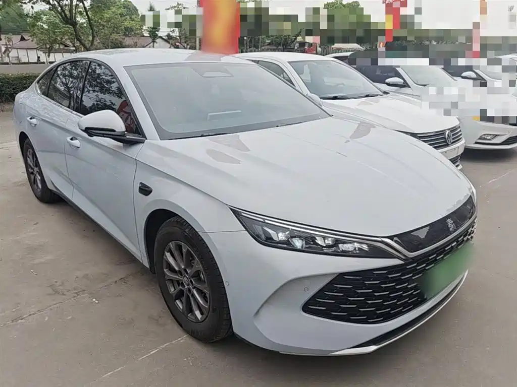 BYD Qin L 2025 DM-i Smart Drive Edition 80KM Leading фото 4