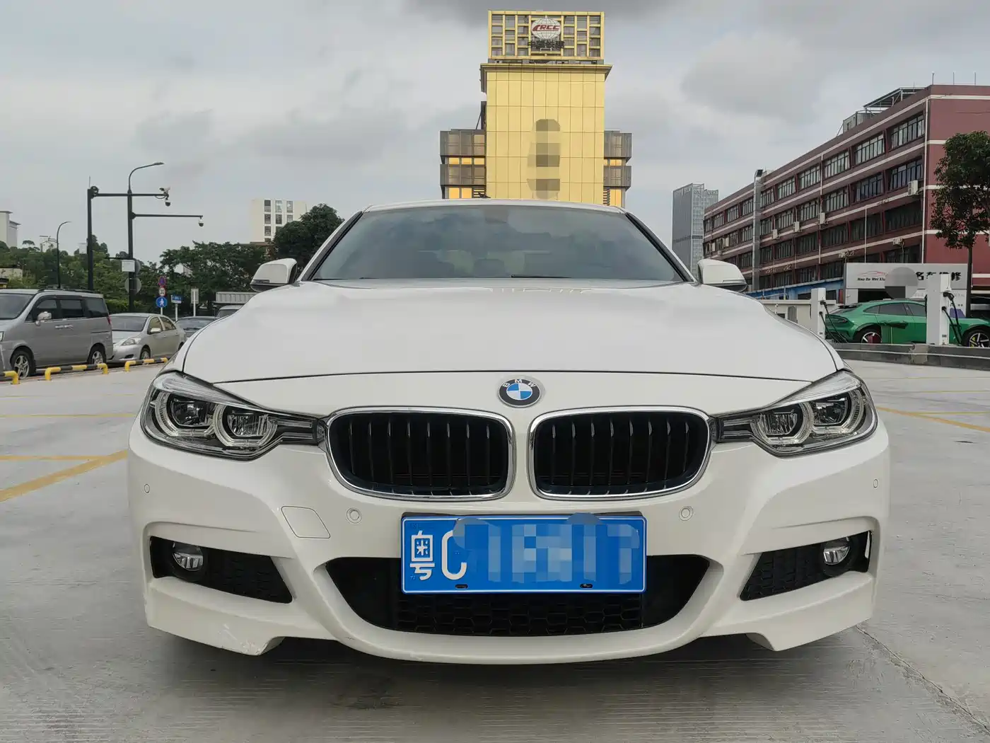 BMW 3 Series 2019 320Li M Luxury Package фото 3