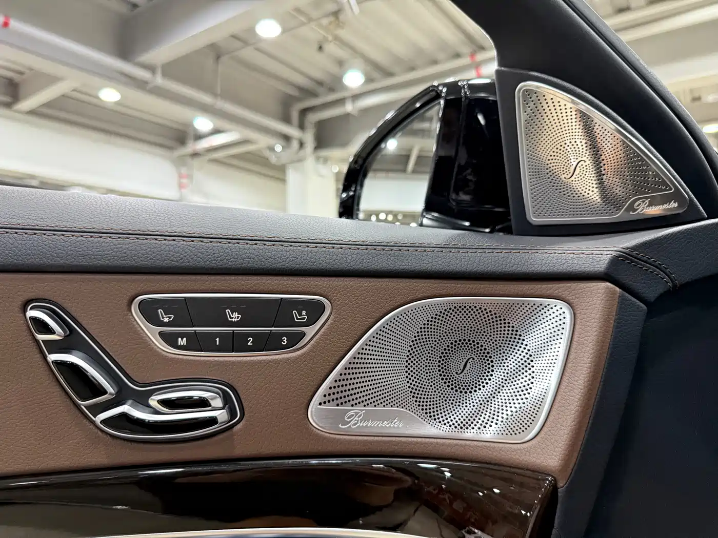 Фото 10 - Mercedes-Benz Maybach S-Class