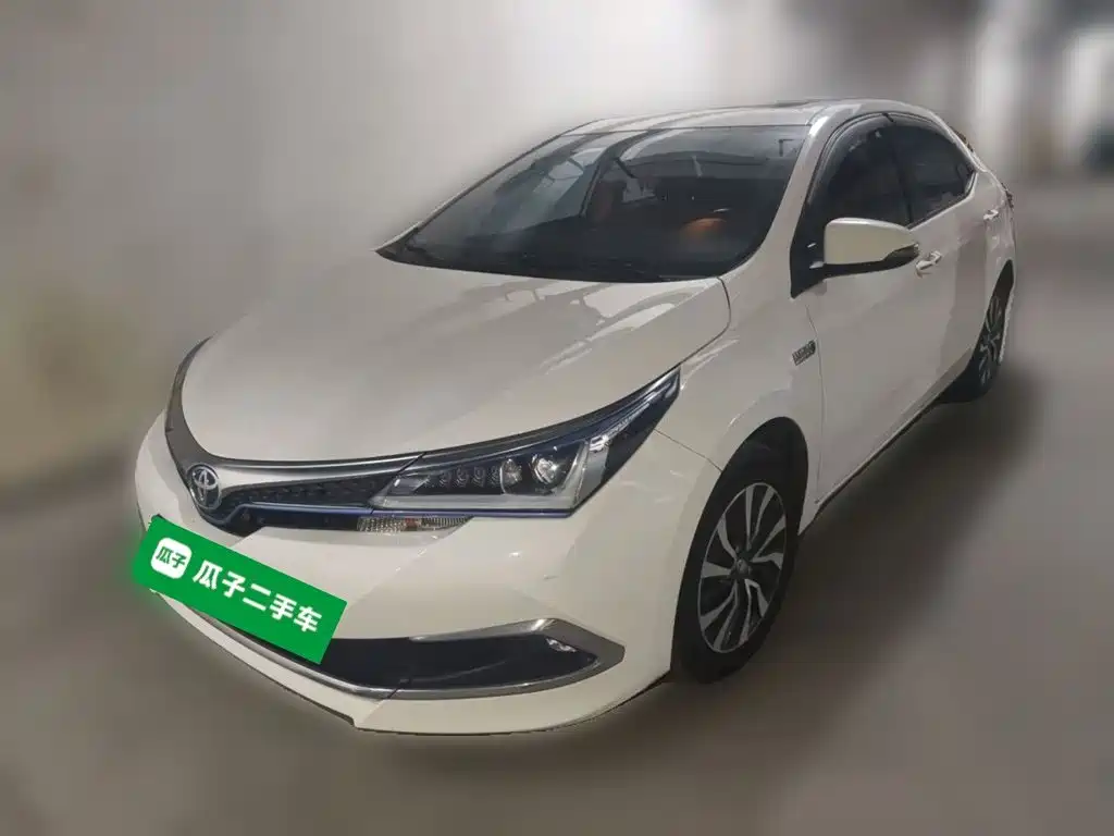 Toyota Corolla Twin Engine E+ 2020 2019 1.8L E-CVT Leading Edition
