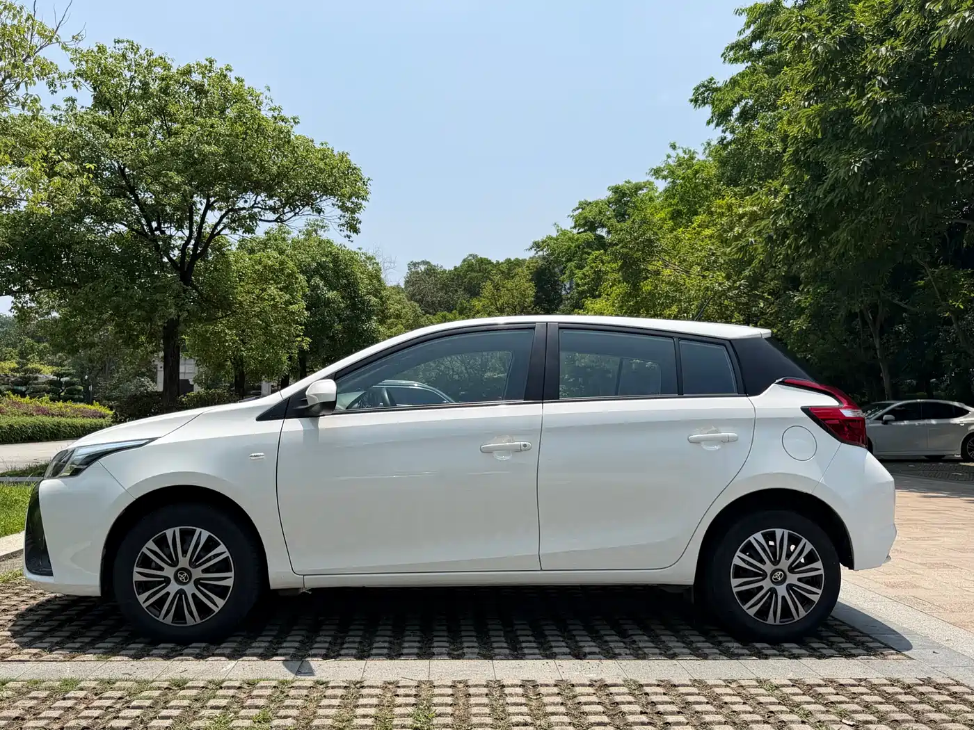 Toyota YARiS L Zhi Xuan 2020 1.5L CVT Leading Edition фото 4