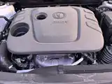 Photo 10 - Changan CS85