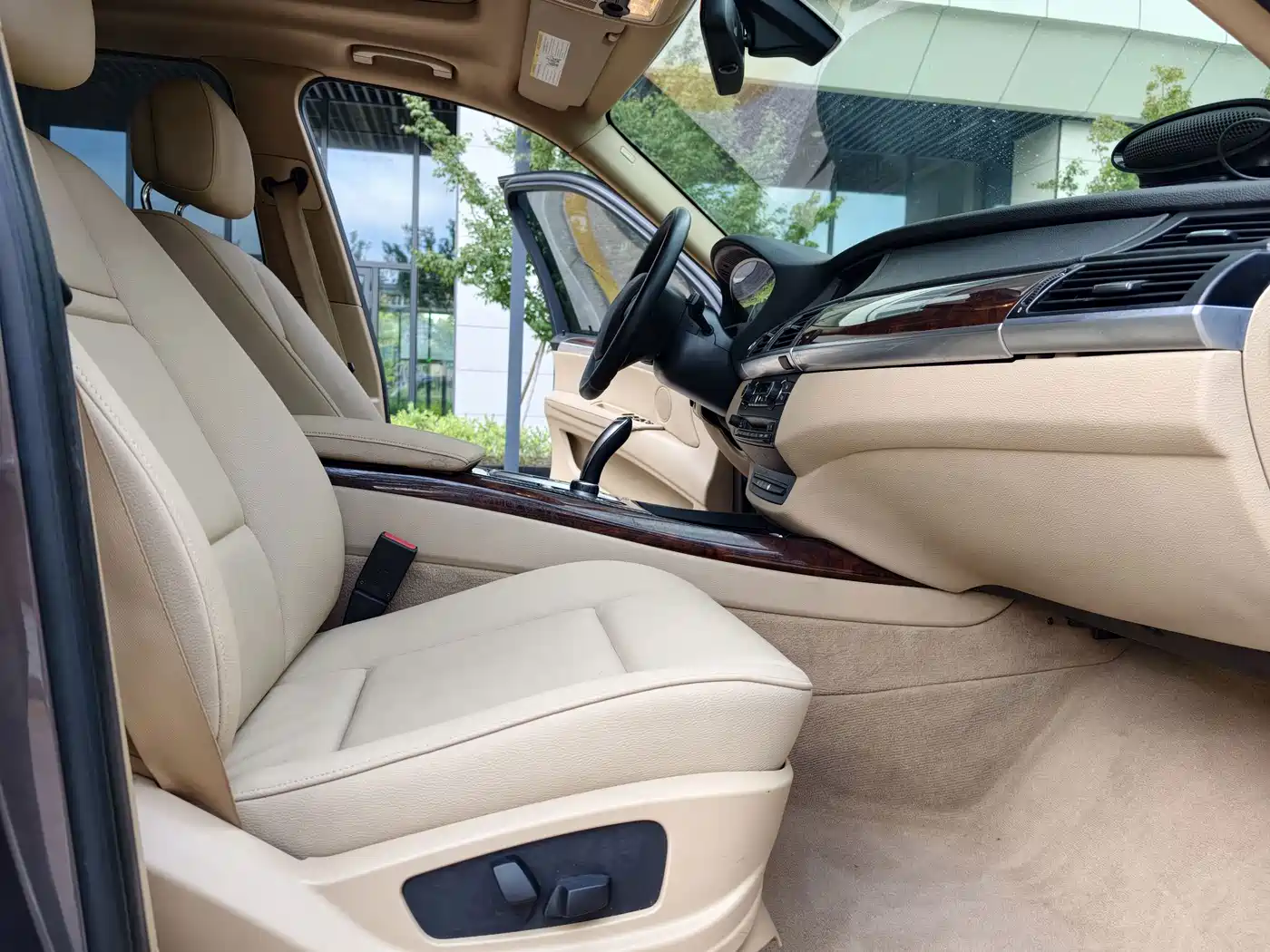 Photo 8 - BMW X5 (Import)