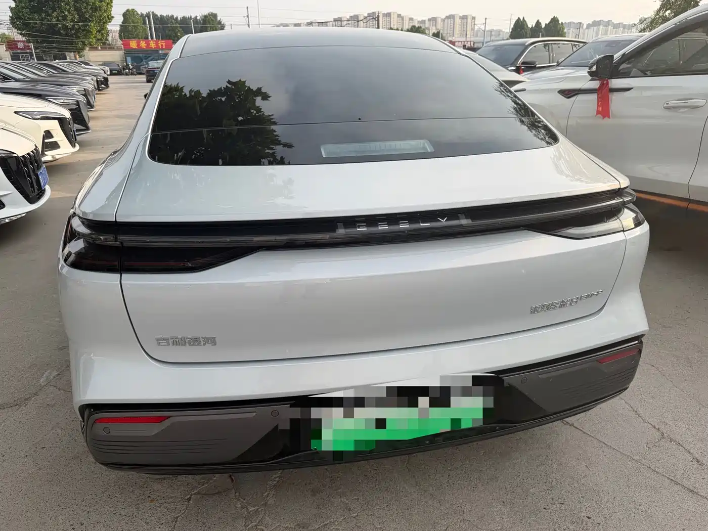 Geely Galaxy Galaxy Xingyao 8 2025 130km EM-P Starship Edition фото 5