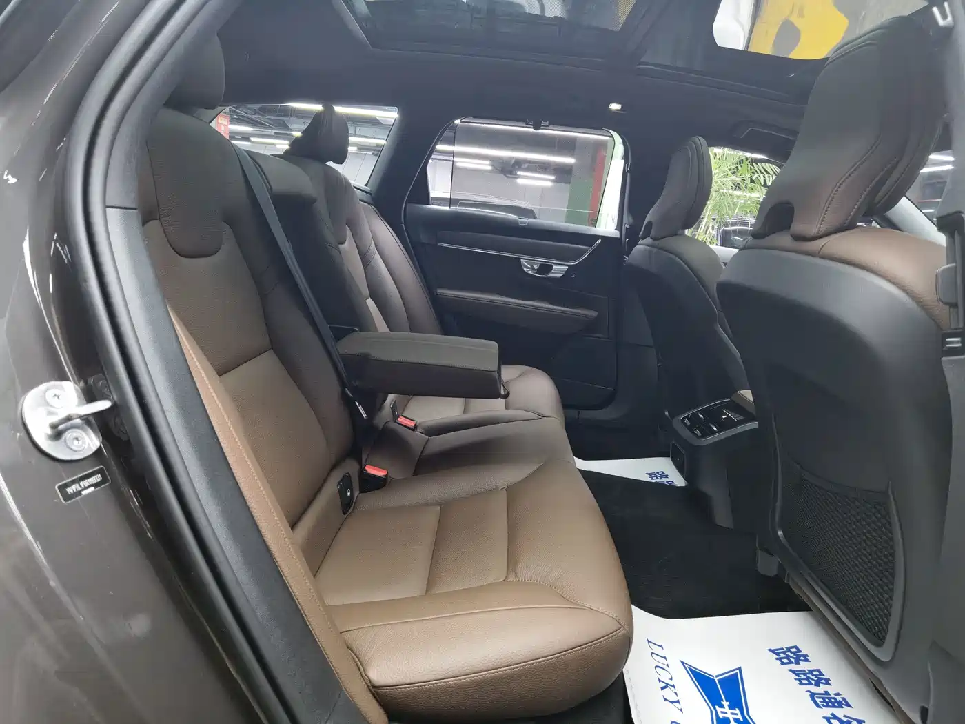 Volvo V90 2025 2024 Cross Country B5 AWD Wisdom Edition