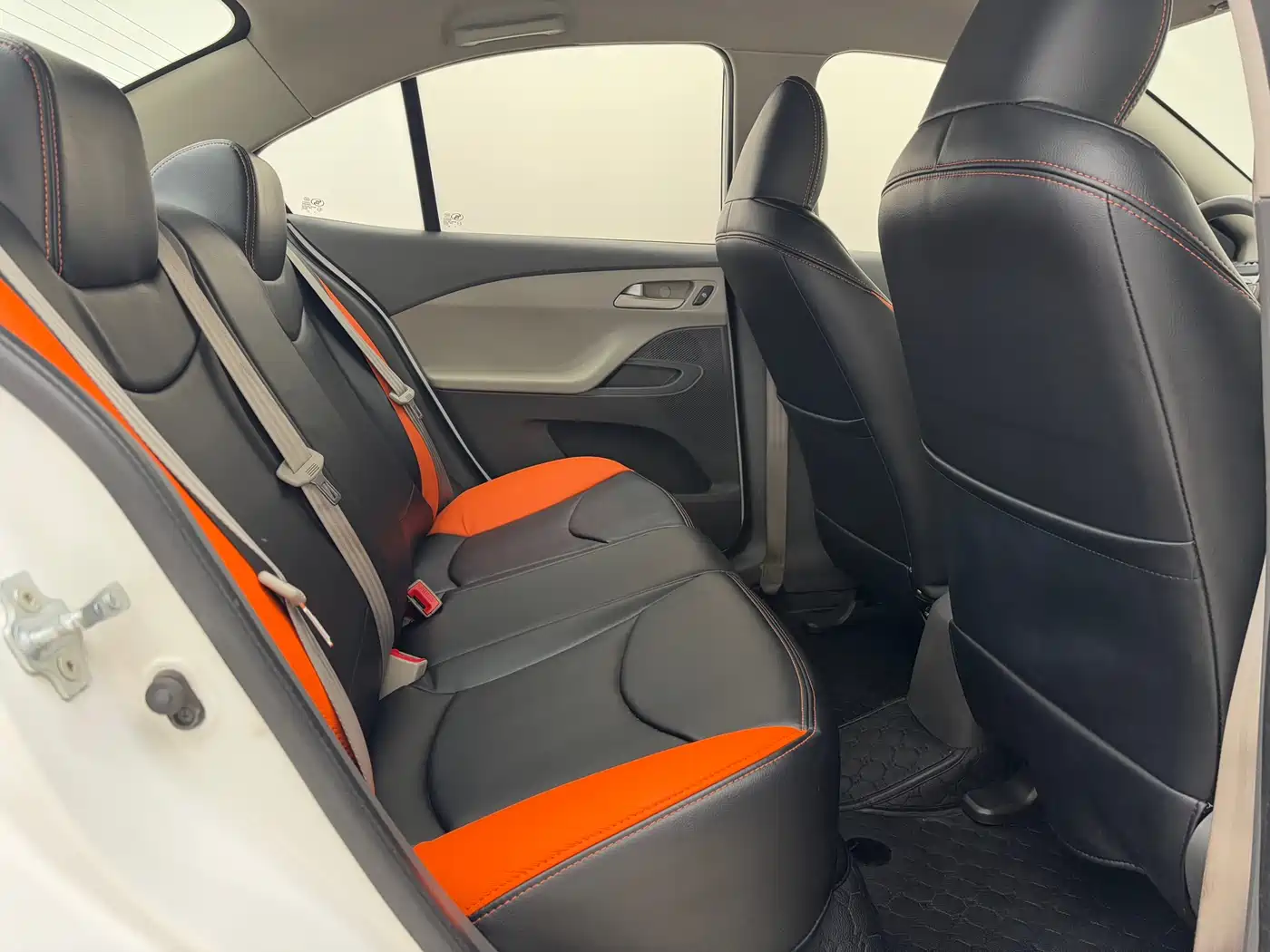 Chevrolet Sail 2015 Sail 3 1.3L AMT Ideal Edition фото 14