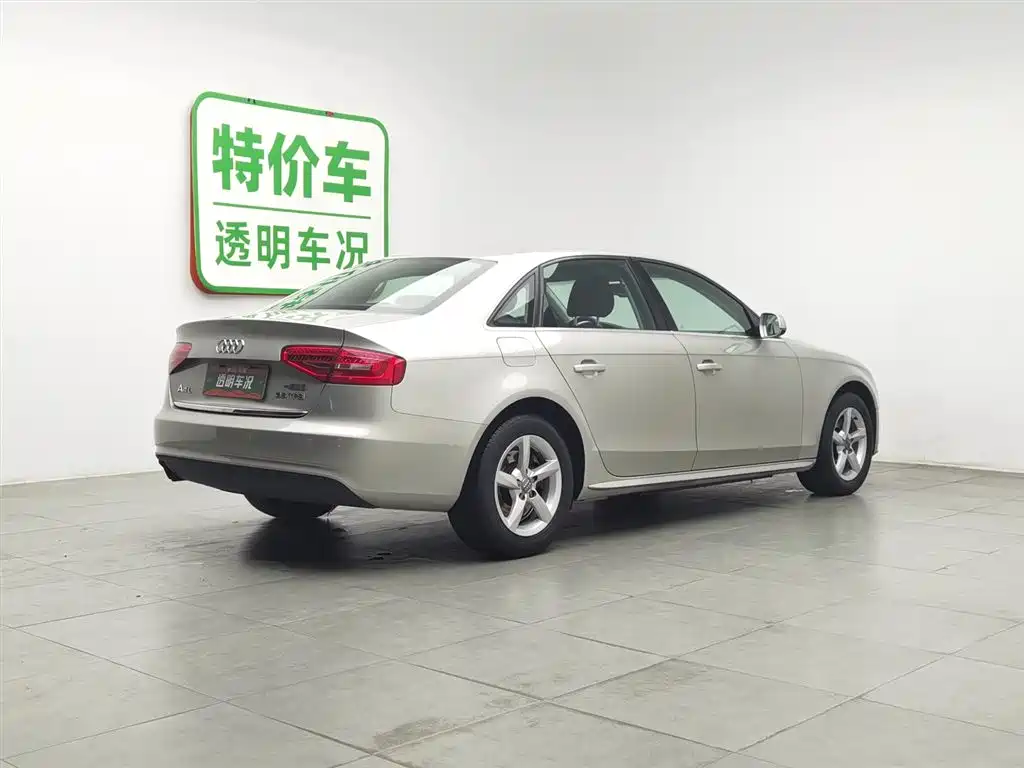 Audi A4L 2016 30 TFSI Collector's Edition Automatic Comfort фото 2