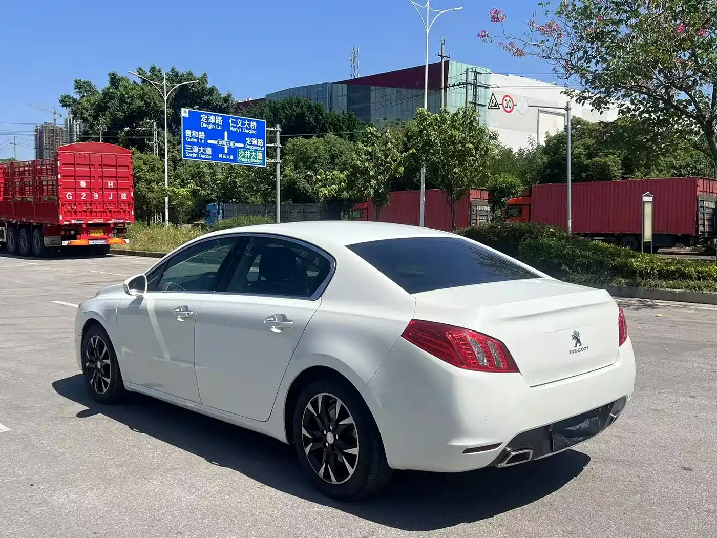 Peugeot 508 2013 2013 2.3L Roland Garros Edition