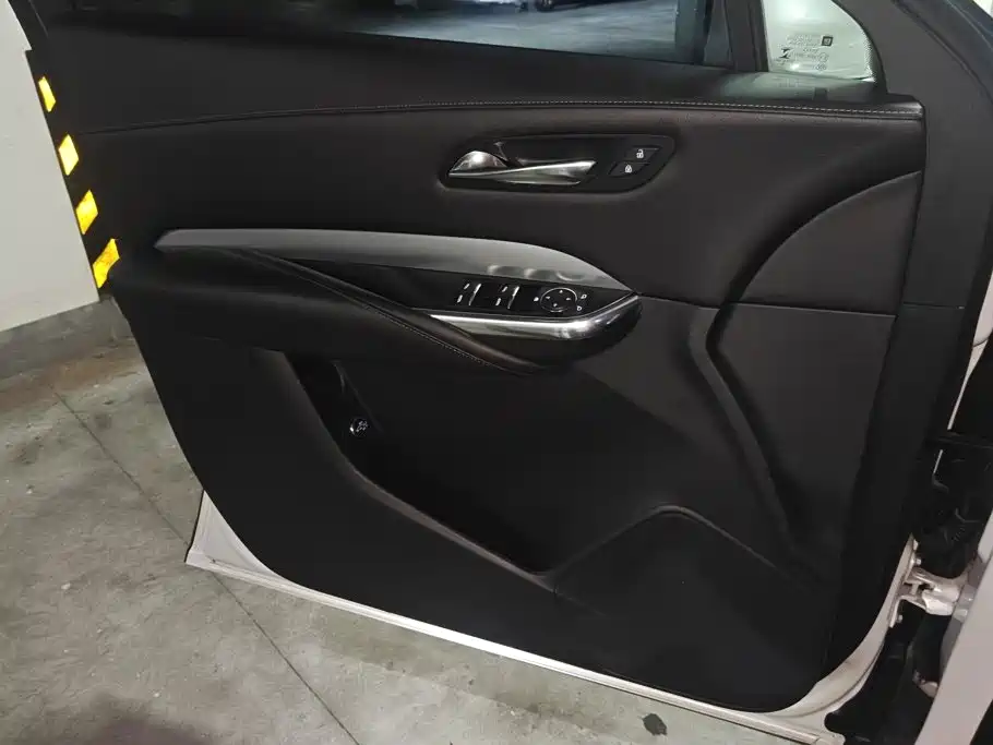 Cadillac XT4 2019 2018 Model 28T 2WD Luxury