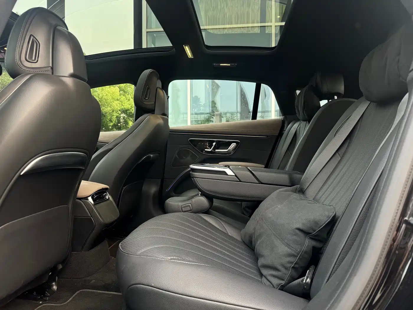 Mercedes-Benz EQS 2023 450+ Pioneer Edition фото 9