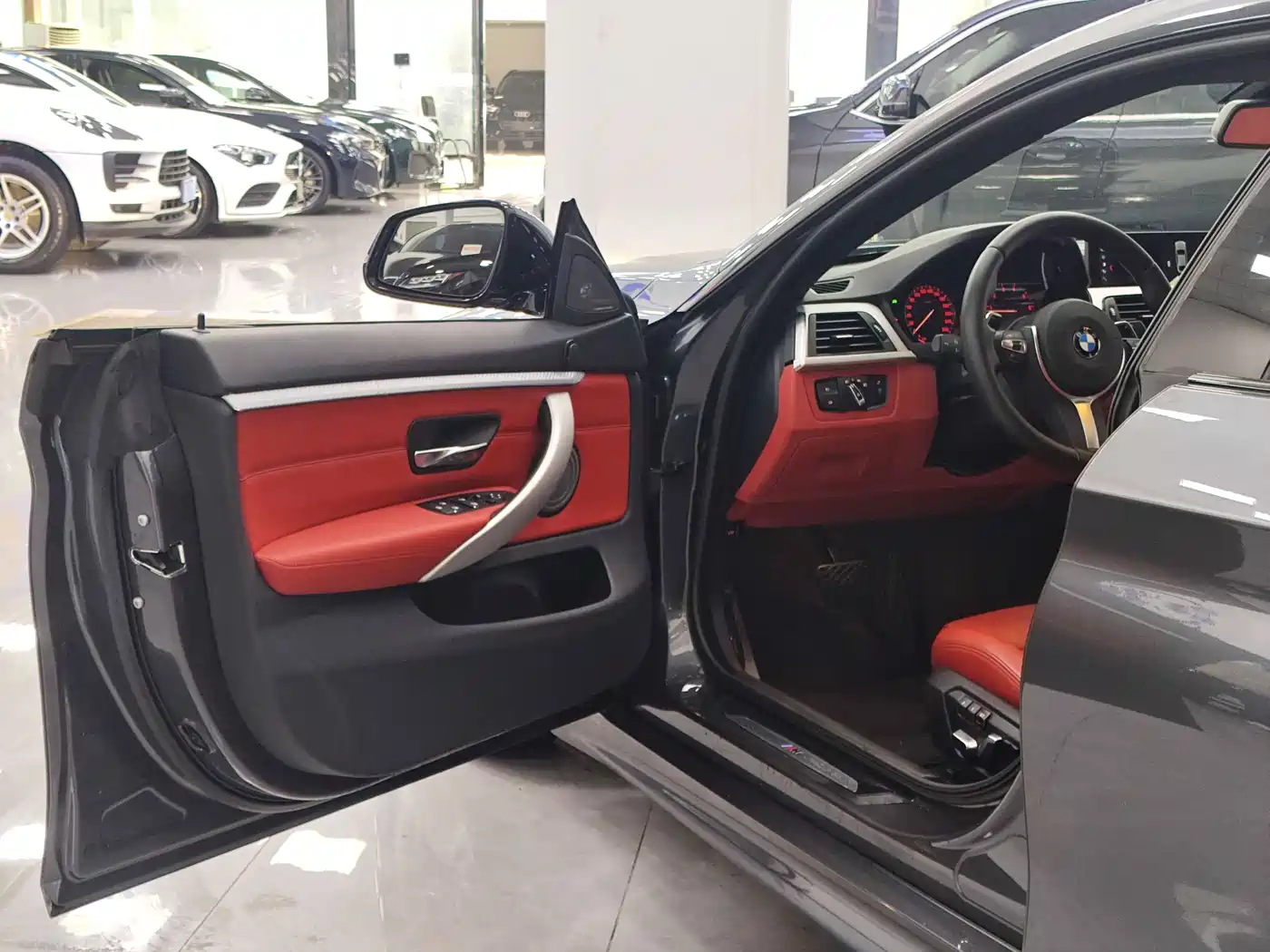 BMW 4 Series 2019 425i Gran Coupe M Sport Shadow Edition фото 10