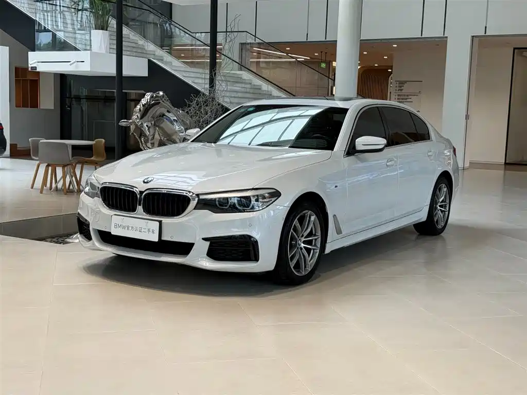 BMW 5 Series 2020 525Li M Sport Package