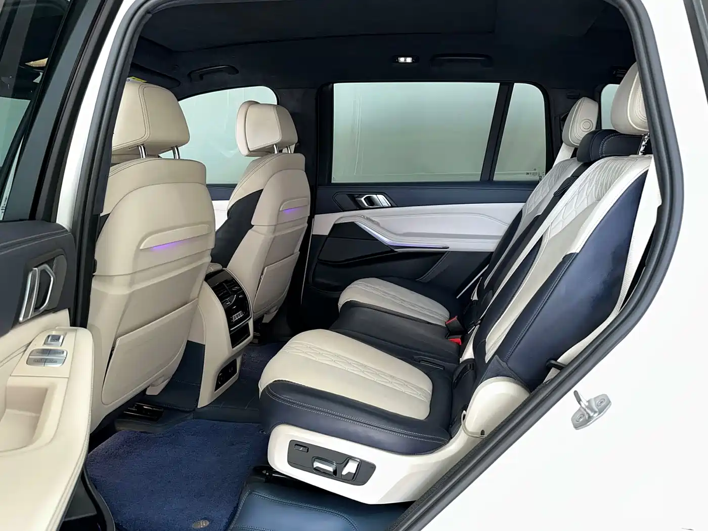 BMW X7 2019 xDrive40i Exclusive M Sport Package фото 9