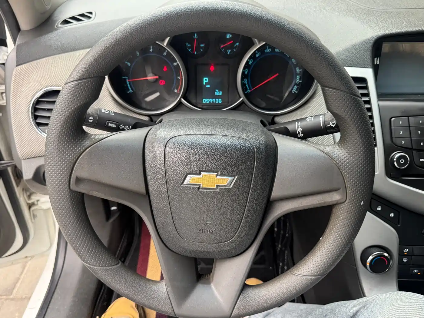Chevrolet Cruze 2013 Model 1.6L SE AT фото 13