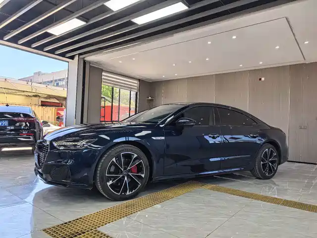 Audi A7L 2023