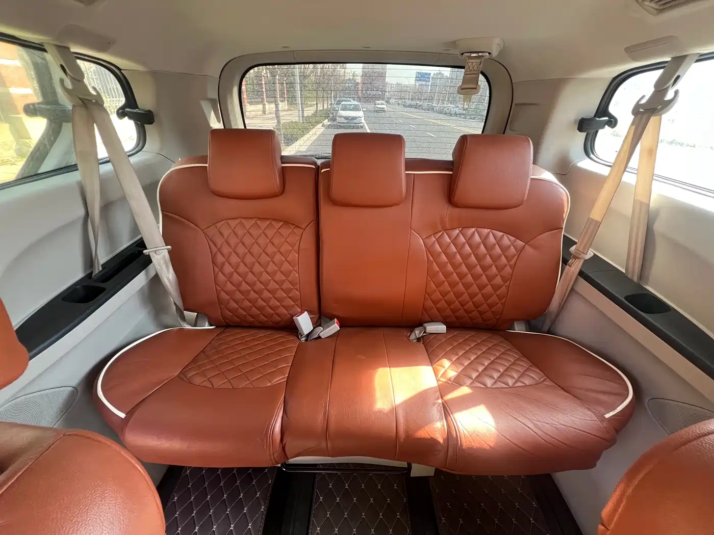 SAIC Maxus Maxus G10 2016 2.0T Automatic Elite фото 7