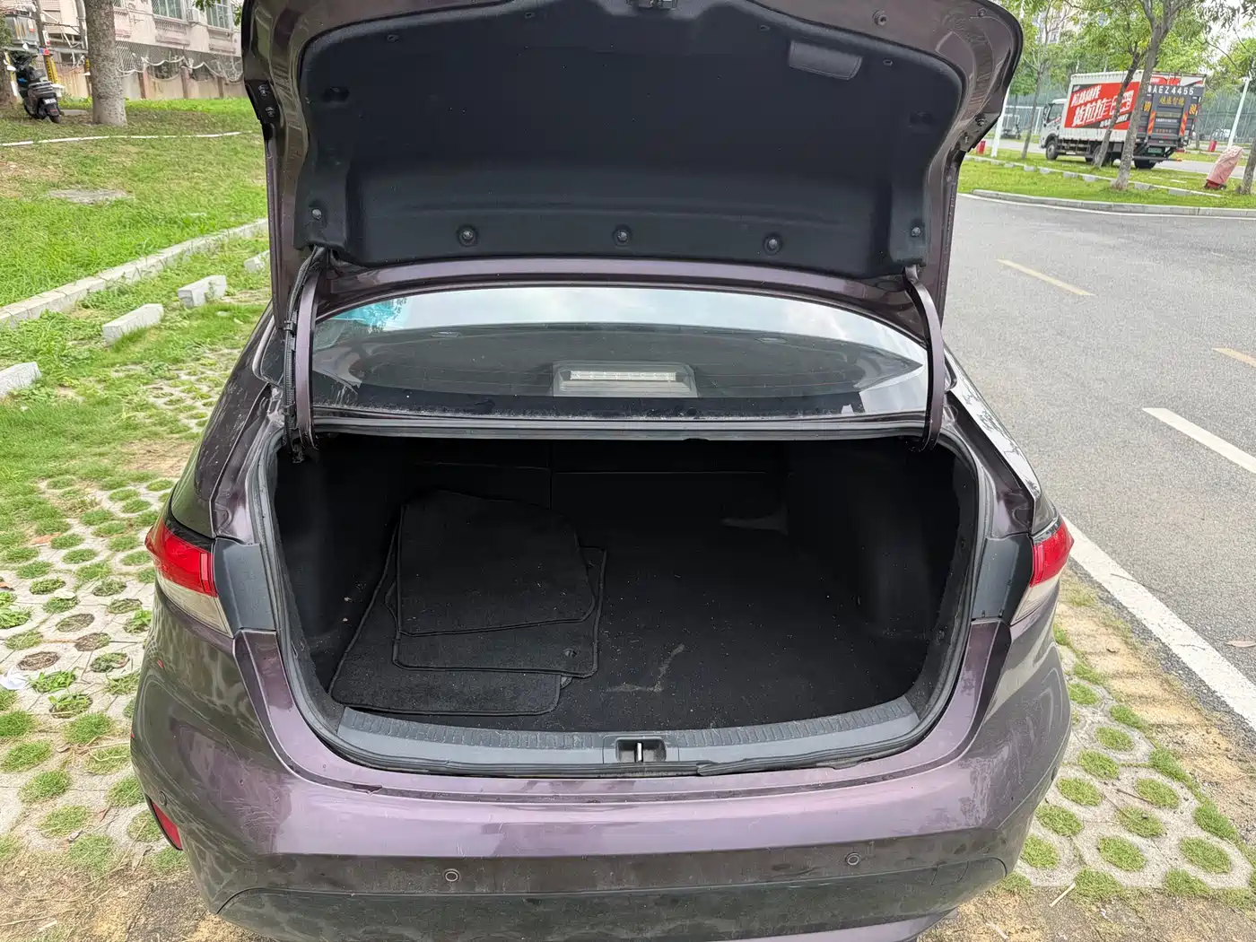 Toyota Levin 2019 Dual Engine 1.8H E-CVT Luxury Edition China V фото 19