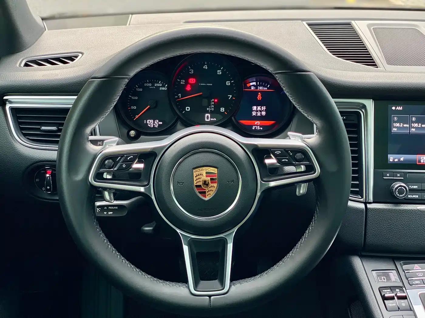Porsche Macan 2017 Macan 2.0T фото 15