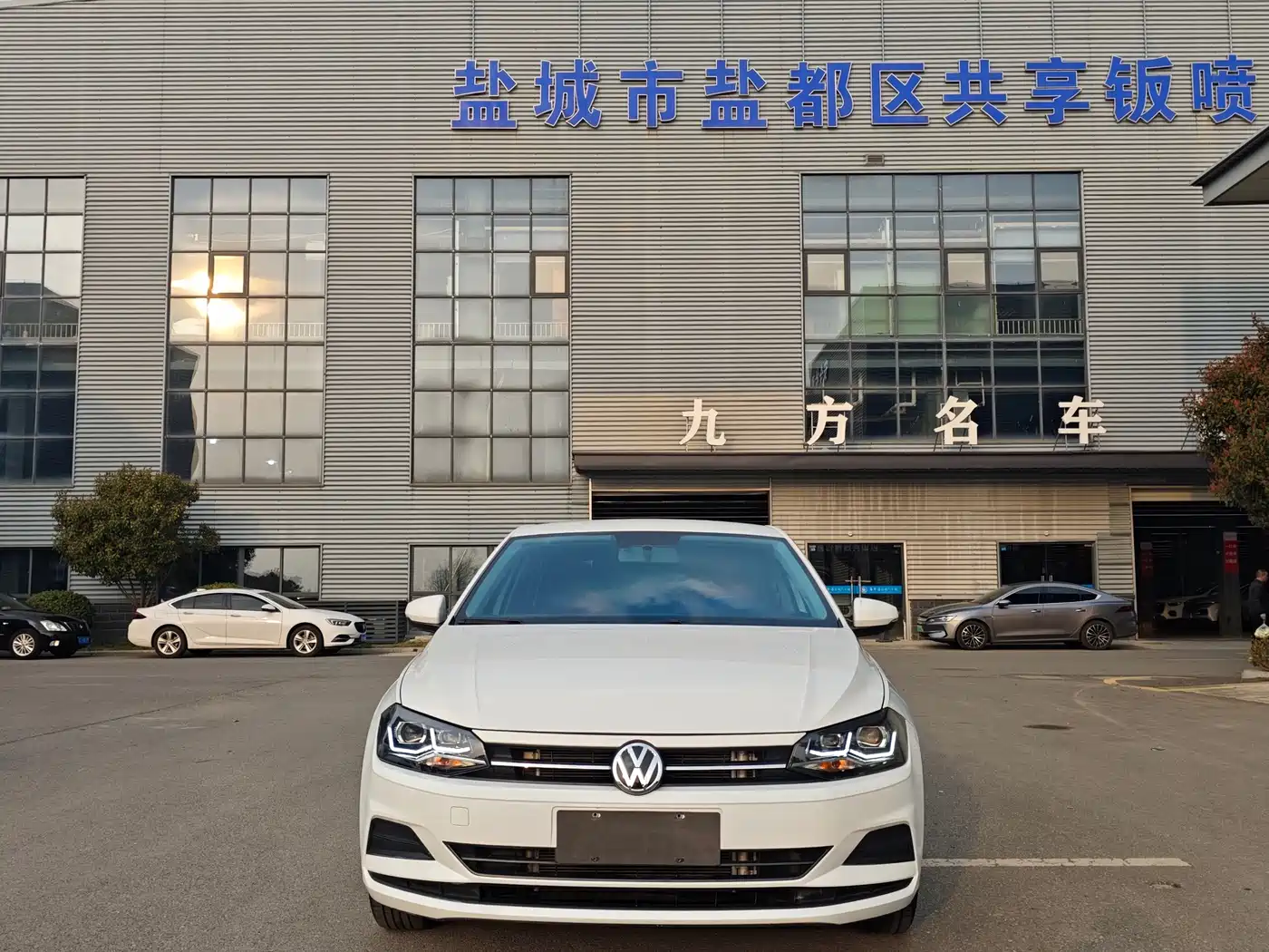 Volkswagen Polo 2023 Facelift Plus 1.5L Auto Joyful Living Edition фото 2