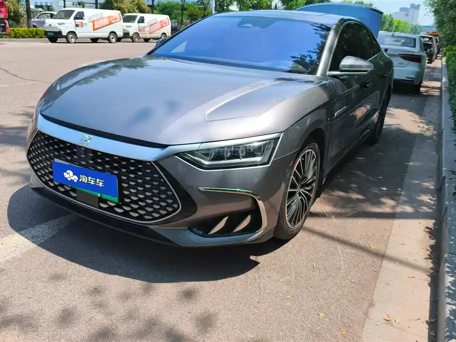 BYD Han 2022 DM-i 121KM Premium