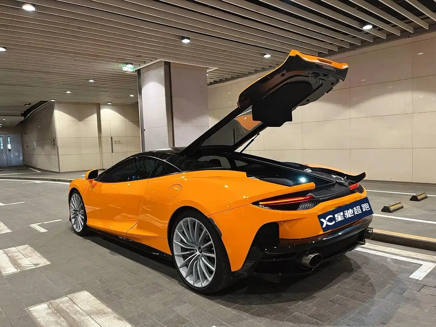 McLaren GT 2023 2023 4.0T Standard Model