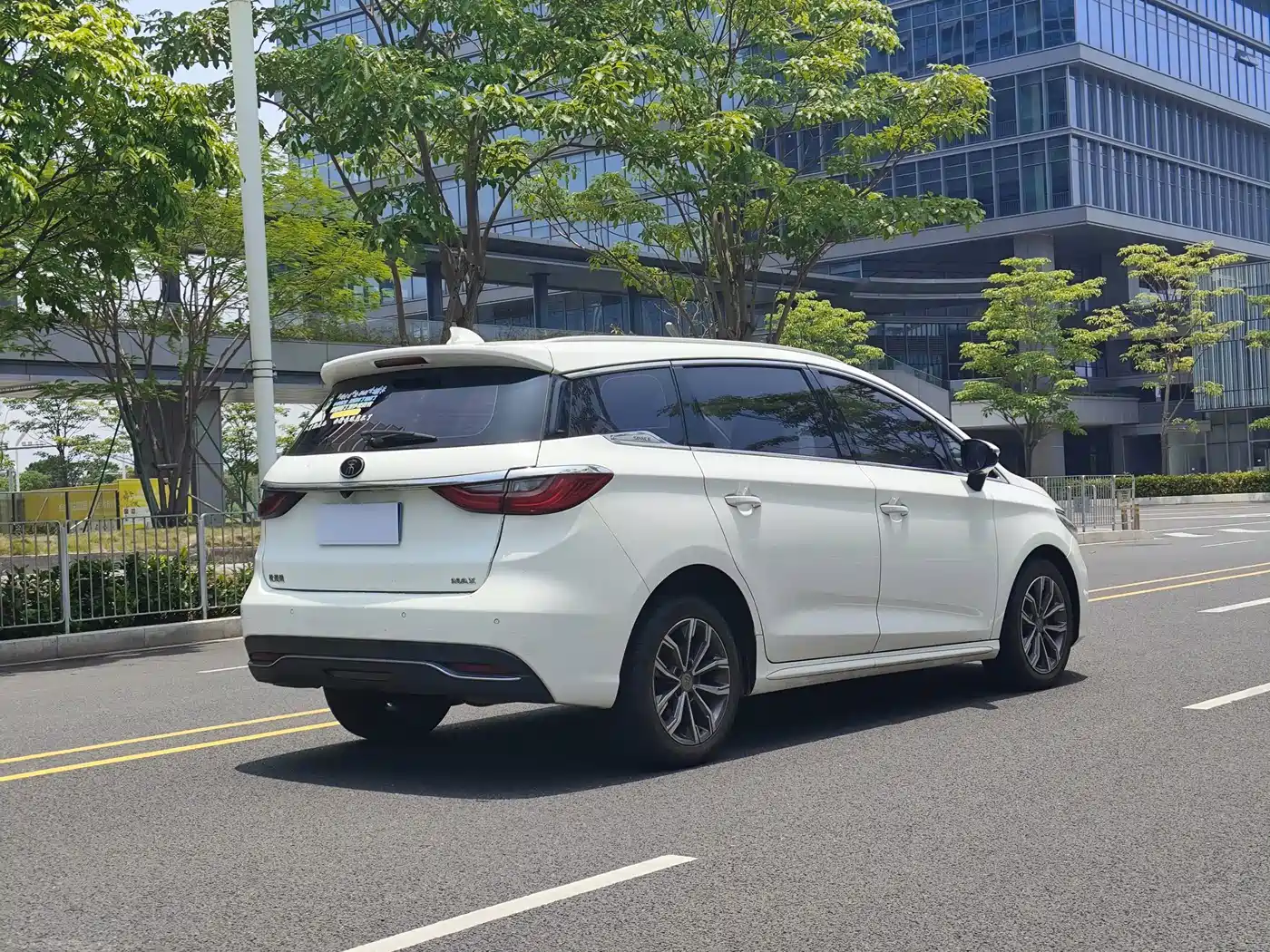 BYD Song MAX 2019 1.5T Auto Smart Connected Sunroof 6-seater China VI фото 6