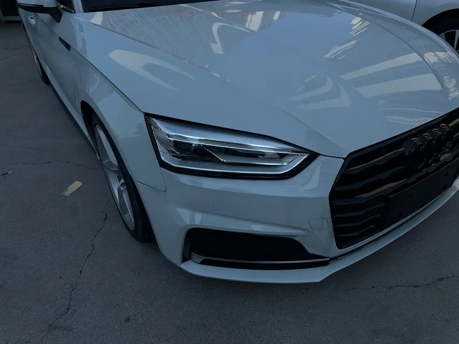 Photo 3 - Audi A5 (Import)