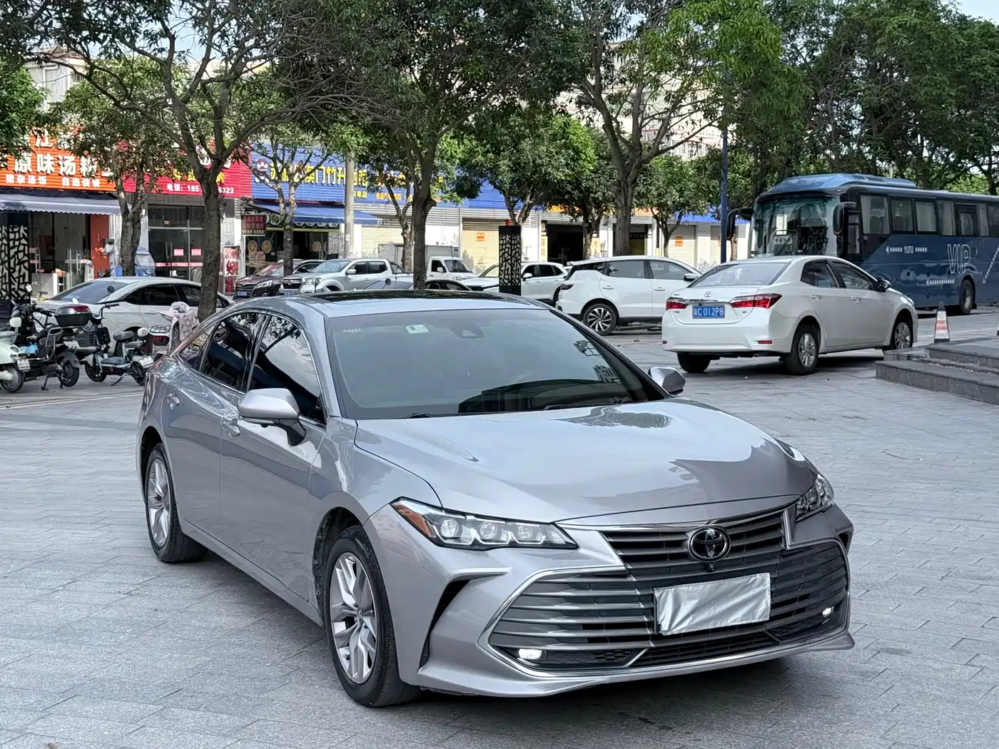 Toyota Avalon 2019 2.0L Progressive Edition (China VI) фото 3