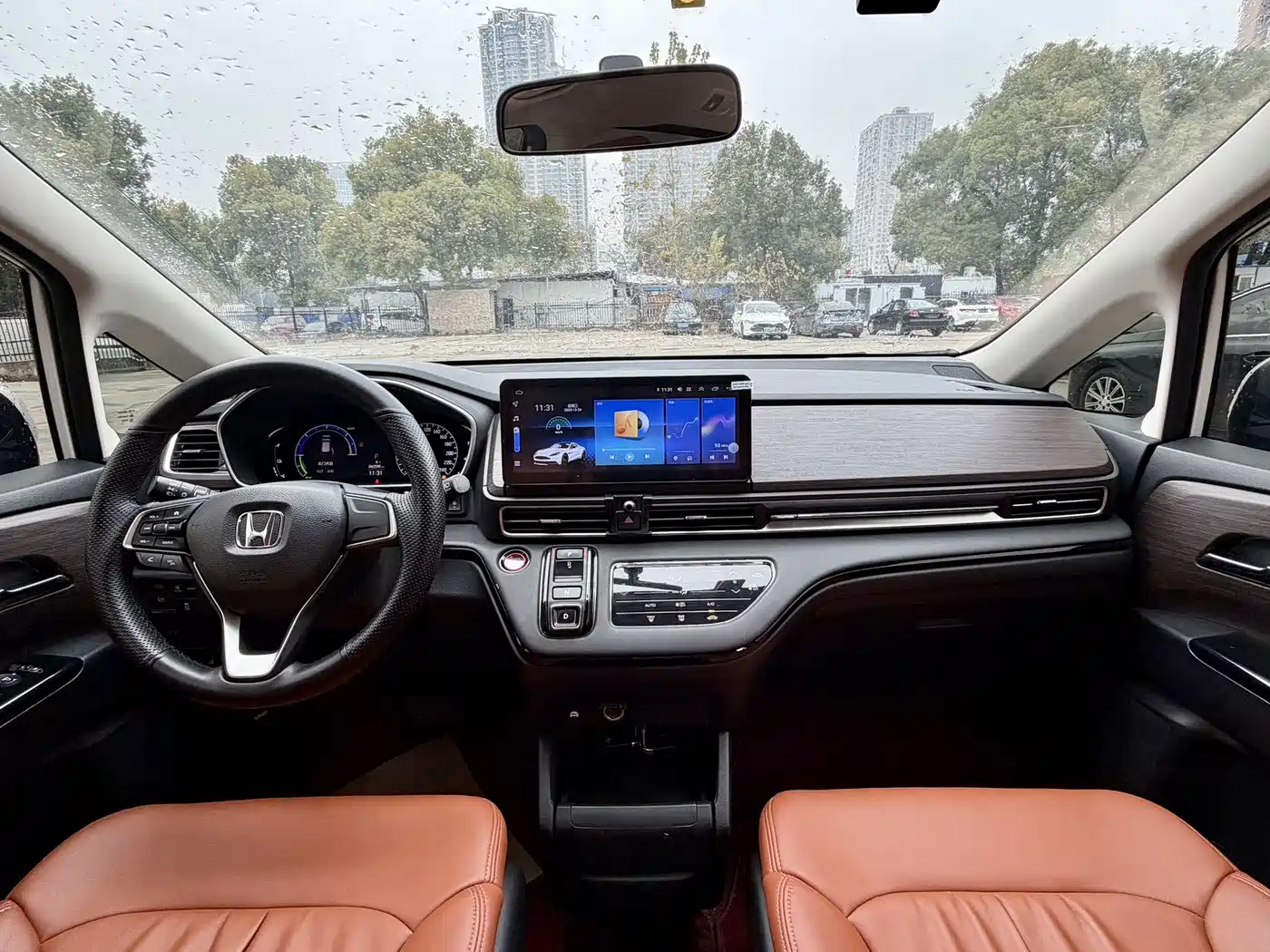 Honda Odyssey 2022 2.0L e:HEV Sharp·Intelligent Edition фото 17