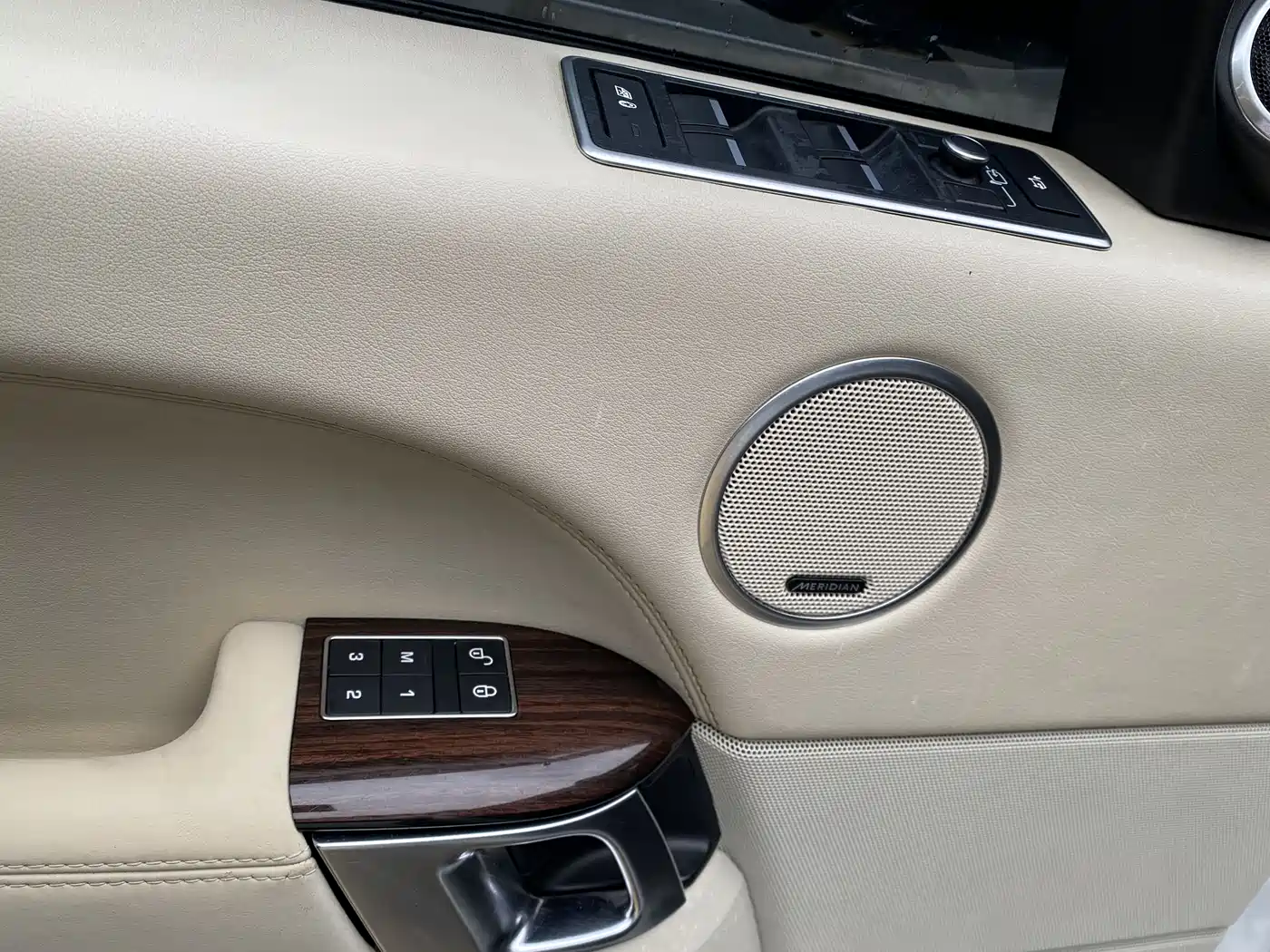 Land Rover Range Rover 2017 3.0 SC V6 Vogue фото 16