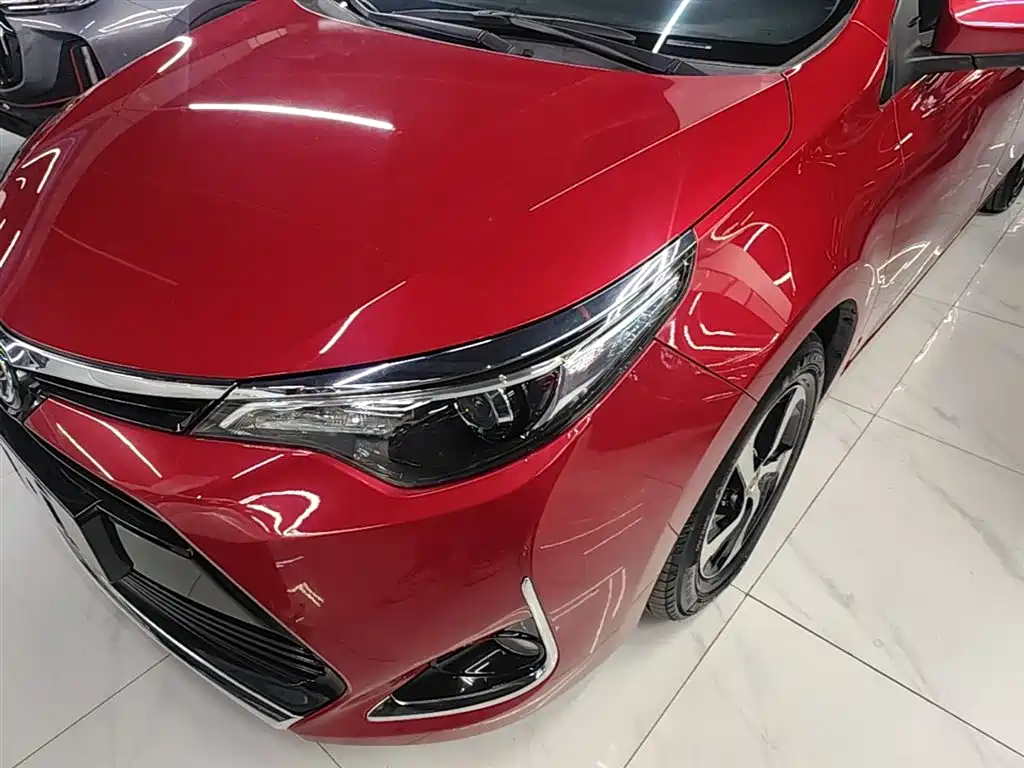 Toyota Levin 2017 Facelift 185T CVT Elite (China V) фото 24