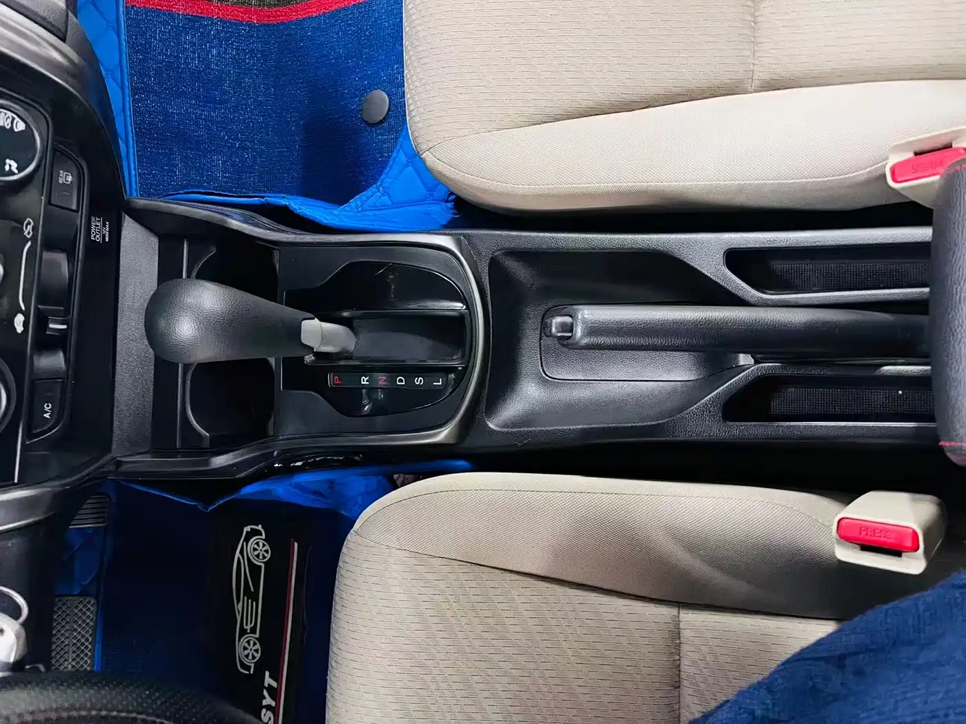 Honda Greiz 2019 2016 1.5L CVT Classic Edition