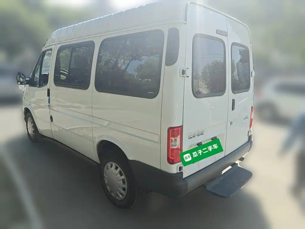 Jiangling Tesun 2021 2019 2.8T Commercial Short Wheelbase Medium Roof 6-Seater China VI JX493