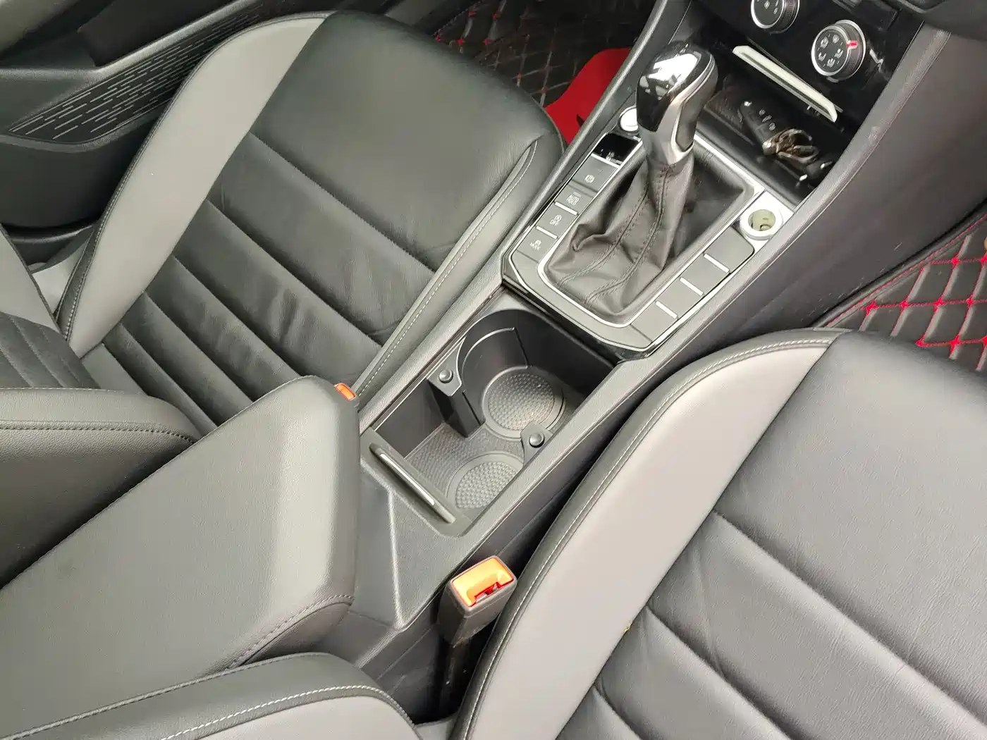 Volkswagen Sagitar 2021 280TSI DSG Comfort Smart Connect Edition фото 13