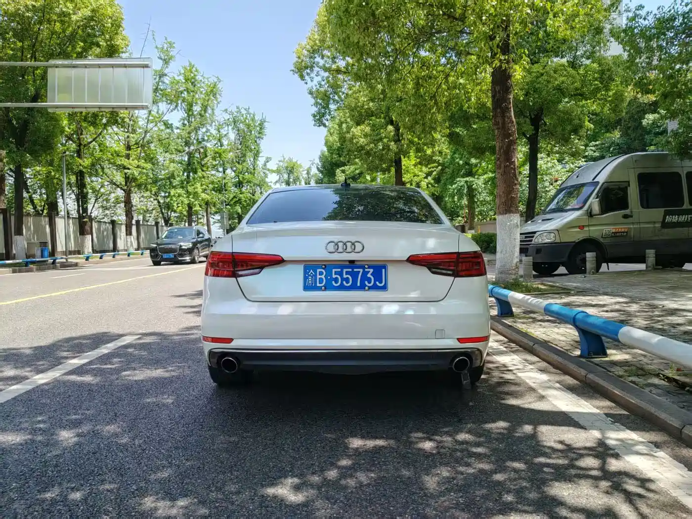 Audi A4L 2017 Plus 40 TFSI Fashion фото 8