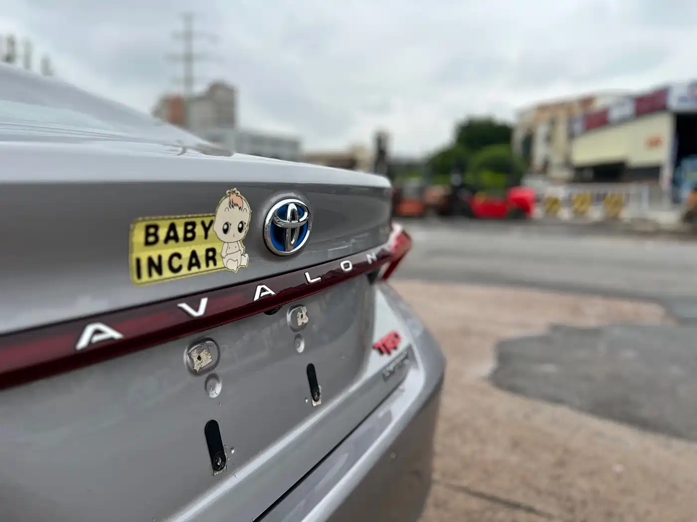 Toyota Avalon 2019 Hybrid 2.5L Luxury Edition China V фото 22