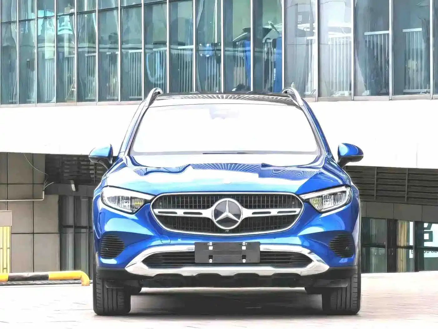 Mercedes-Benz GLC 2025 2024 GLC 300 L 4MATIC Dynamic 5-seater