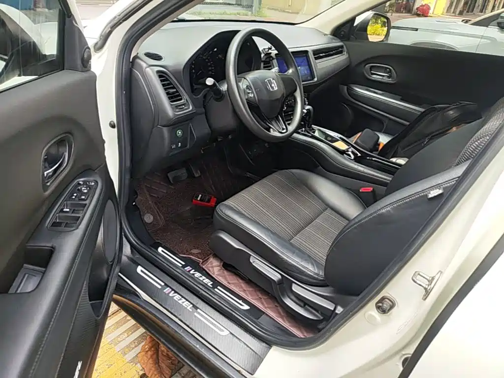 Honda Vezel 2016 2015 1.8L CVT FWD Elite