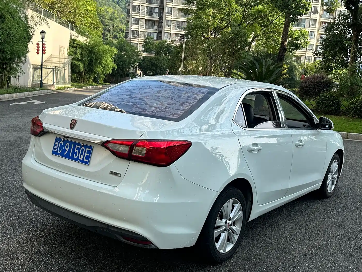 Roewe 360 2016 2015 1.5L Automatic Luxury