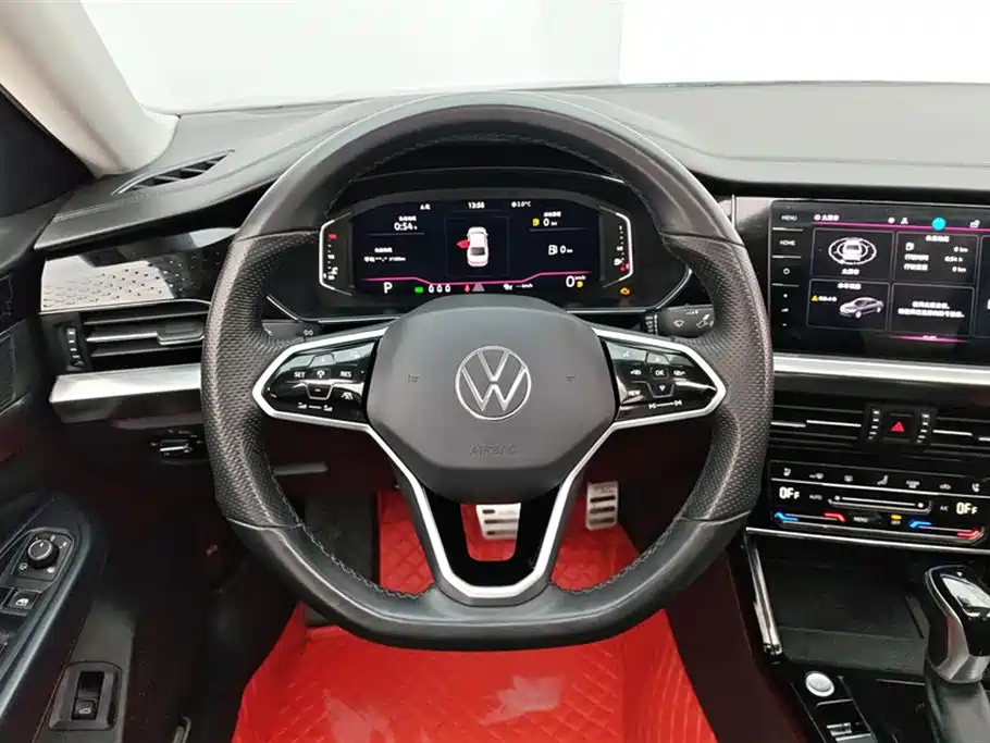 Volkswagen Passat 2023 Facelift 330TSI Starlight Luxury Edition фото 15