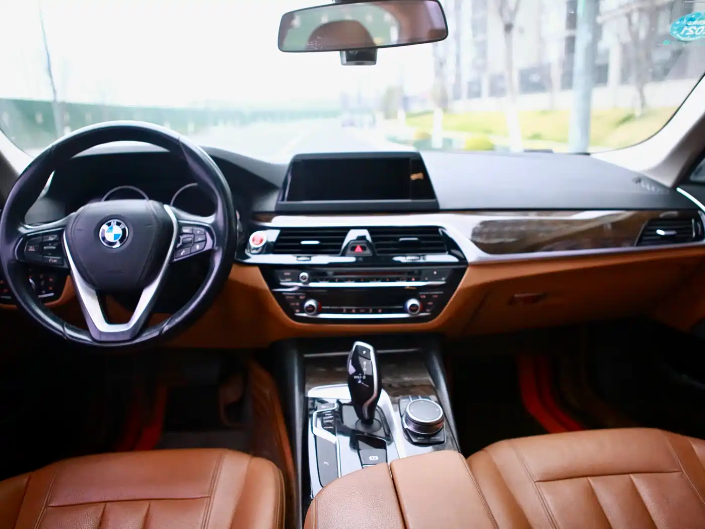 BMW 5 Series 2018 528Li Launch Special Edition фото 9